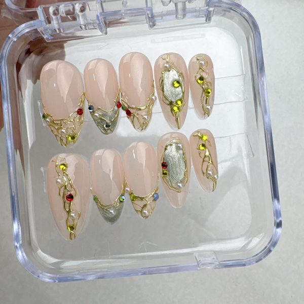 Elegant nude gold vine nail art set