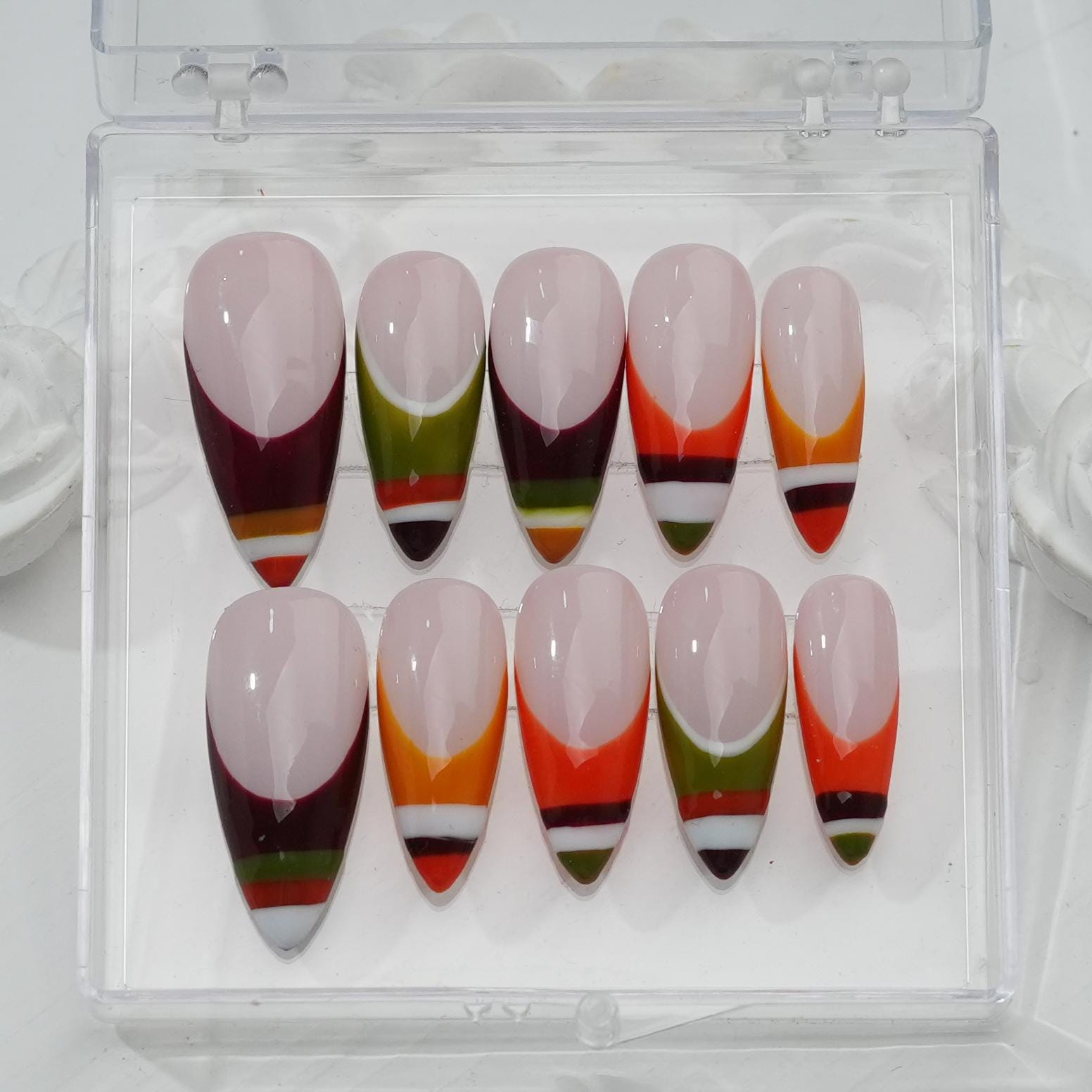 Modern color-blocked French nail art set - Image 3